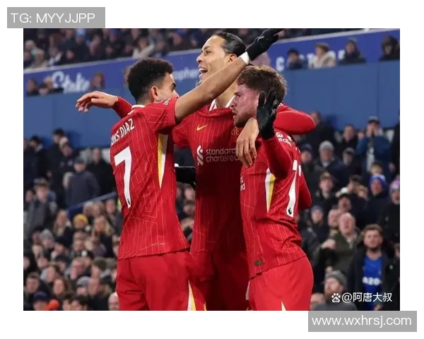 英超激情对决利物浦逆转战胜AC米兰全场沸腾